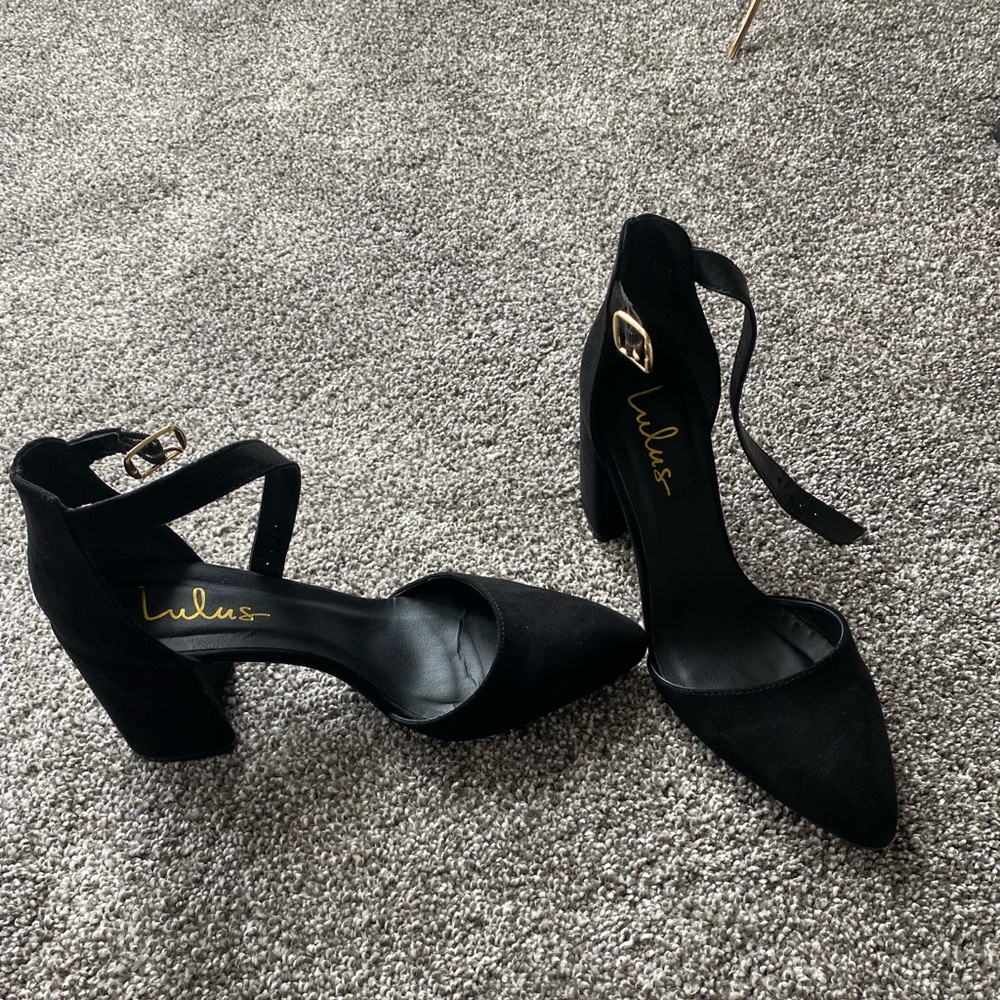 Lulu’s Black Heels